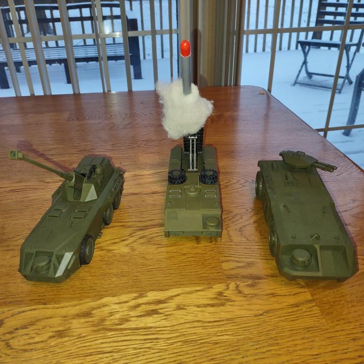 Papz Industries Zyriel SPH-03 Self-Propelled Howitzer Miniature: Cyberpunk Wargaming Sculpture for TTRPG & RPG