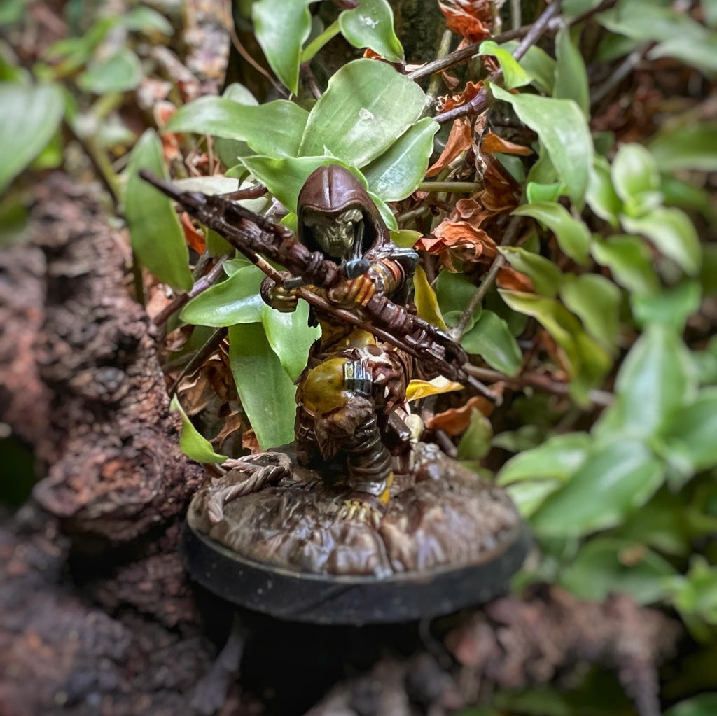 Widow Skull Hunter Feral Miniature - 32mm One Page Rule Army - Papsikels Resin Tabletop Figure