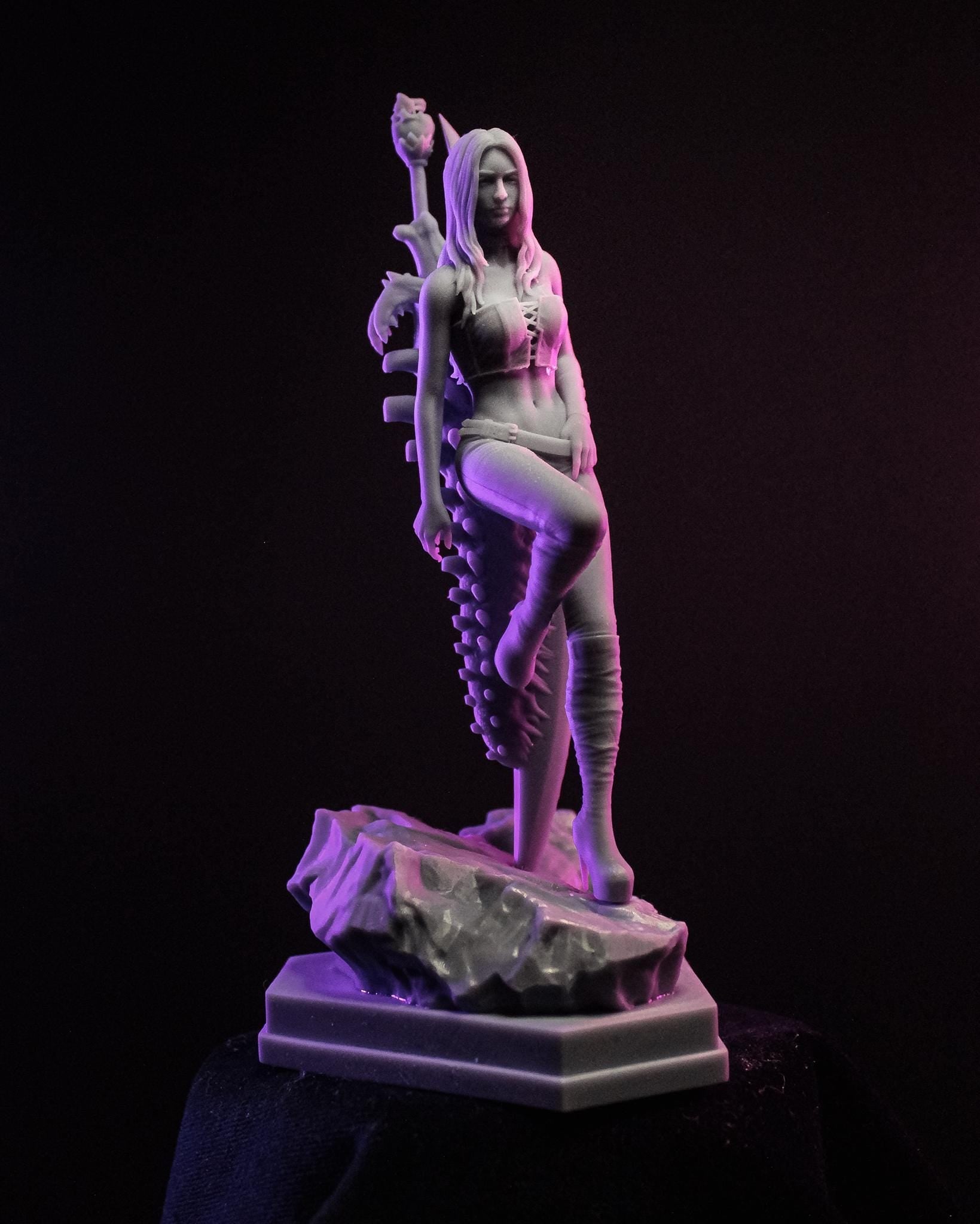 Trish from Devil May Cry 4 (DMC4) (fan art) | Full Model or Bust | Miniature scale 1:12 | h3LL Creator | DIY Model Kit