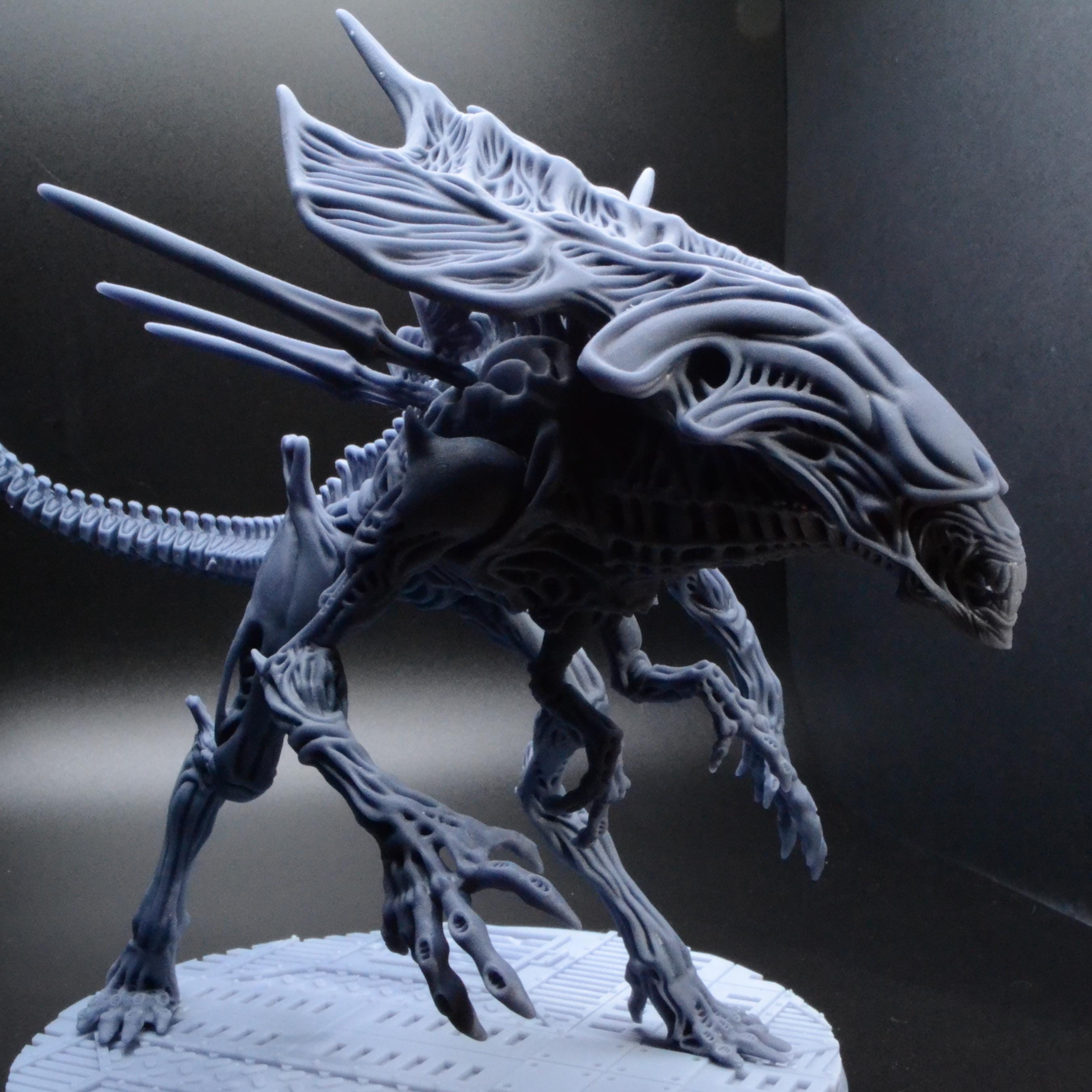 Xenowars Brood Grandmother Resin Miniature: Papsikels Alien Queen Figure for TTRPG & RPG Games