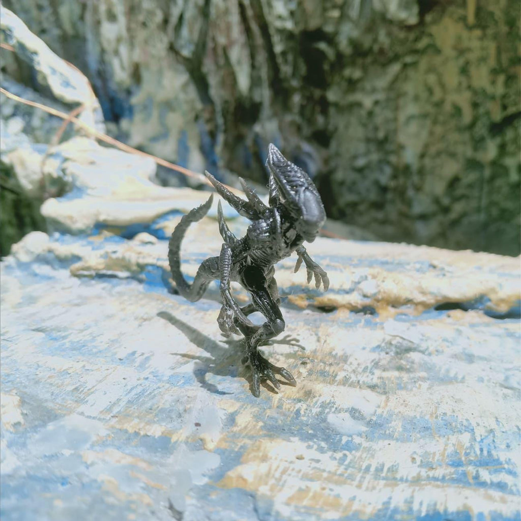 Aliens Vs Humans, Alien Deadly Impaler - Papsikels, 32mm Mini