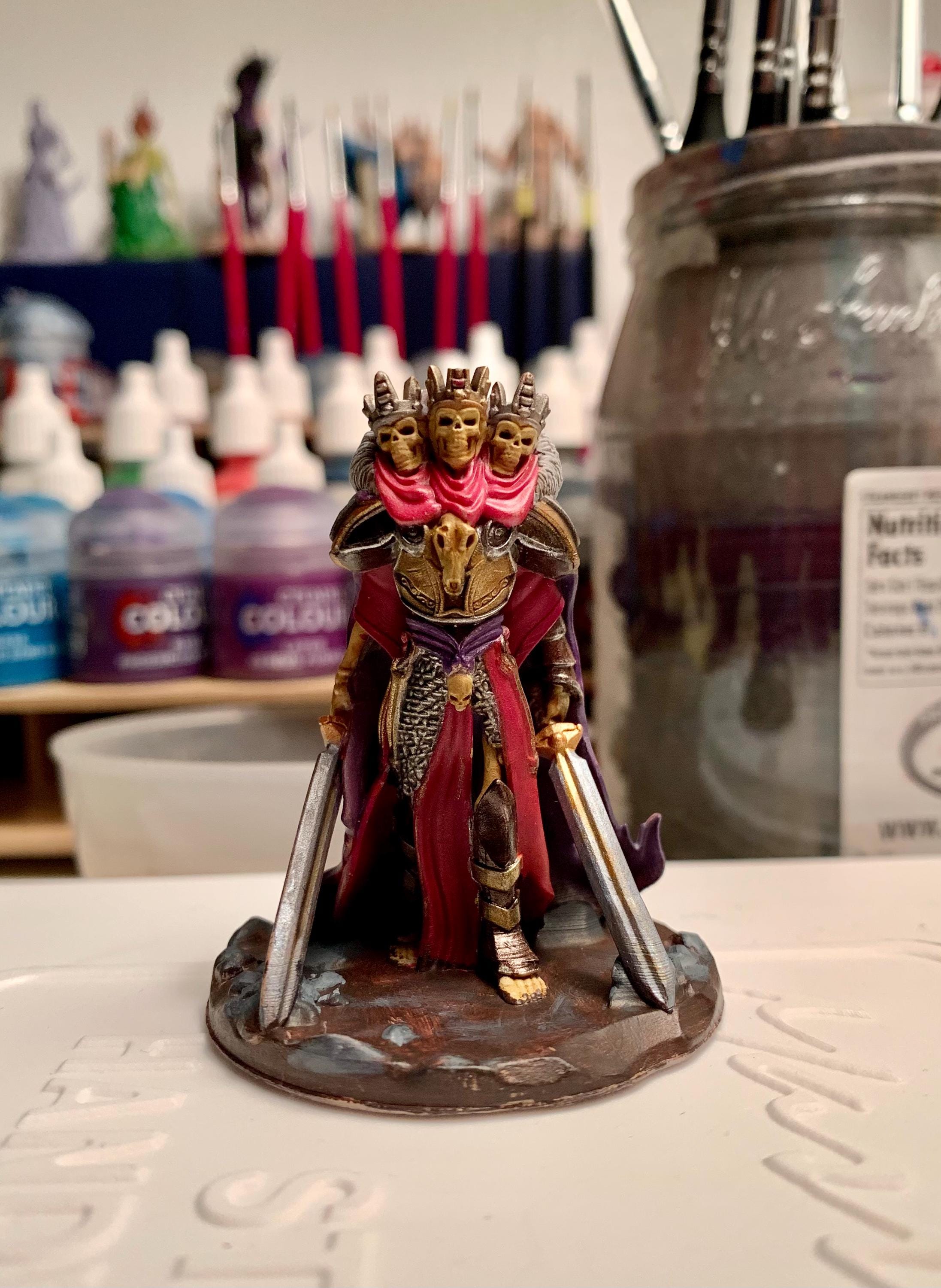 Skull King | Undead Collection | Rocket Pig Games | Miniatures for tabletop games. 28mm to 32mm Resin for RPG, D&D, TTRPG