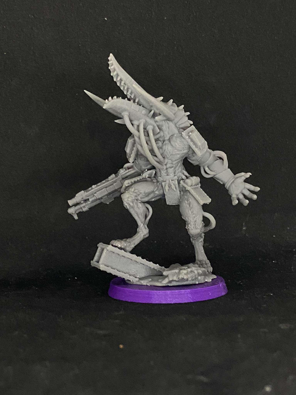 Tondo War Wolf | Trench Crusade | Papsikels Fantasy, Resin Miniature - Tabletop miniature - Fantasy Miniature - 32mm