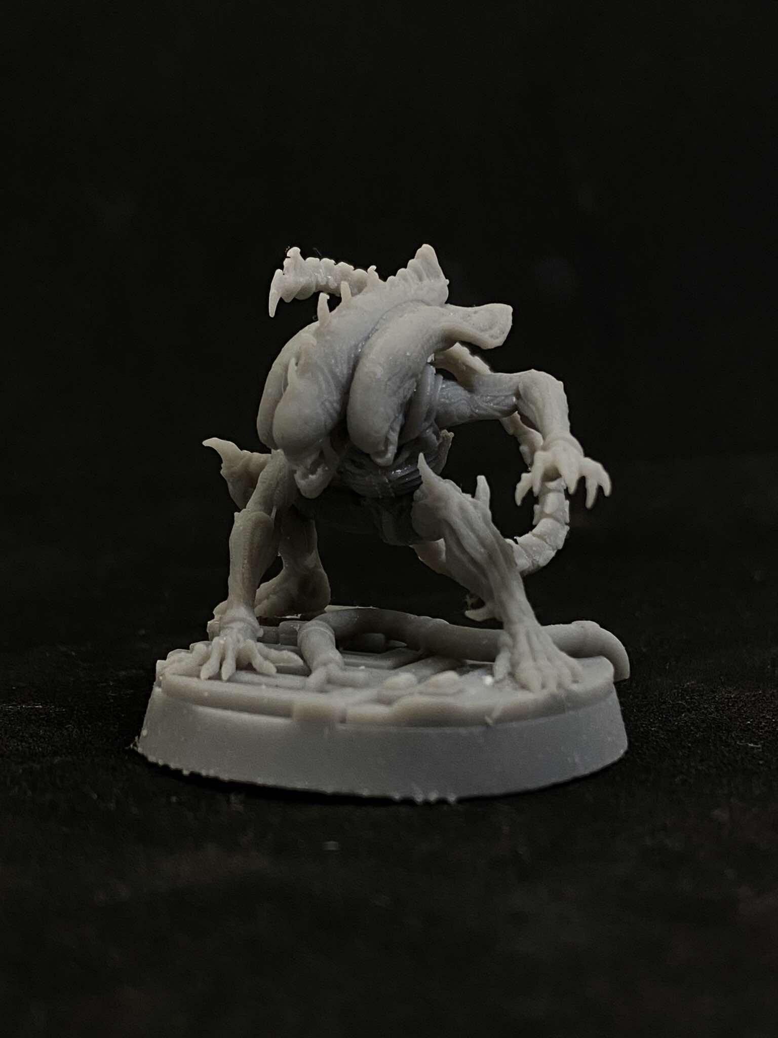 Aliens Vs Humans - That Thing - Xeno Cerberus, Papsikels, 32mm Mini