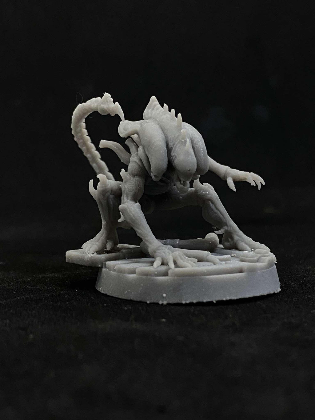 Aliens Vs Humans - That Thing - Xeno Cerberus, Papsikels, 32mm Mini
