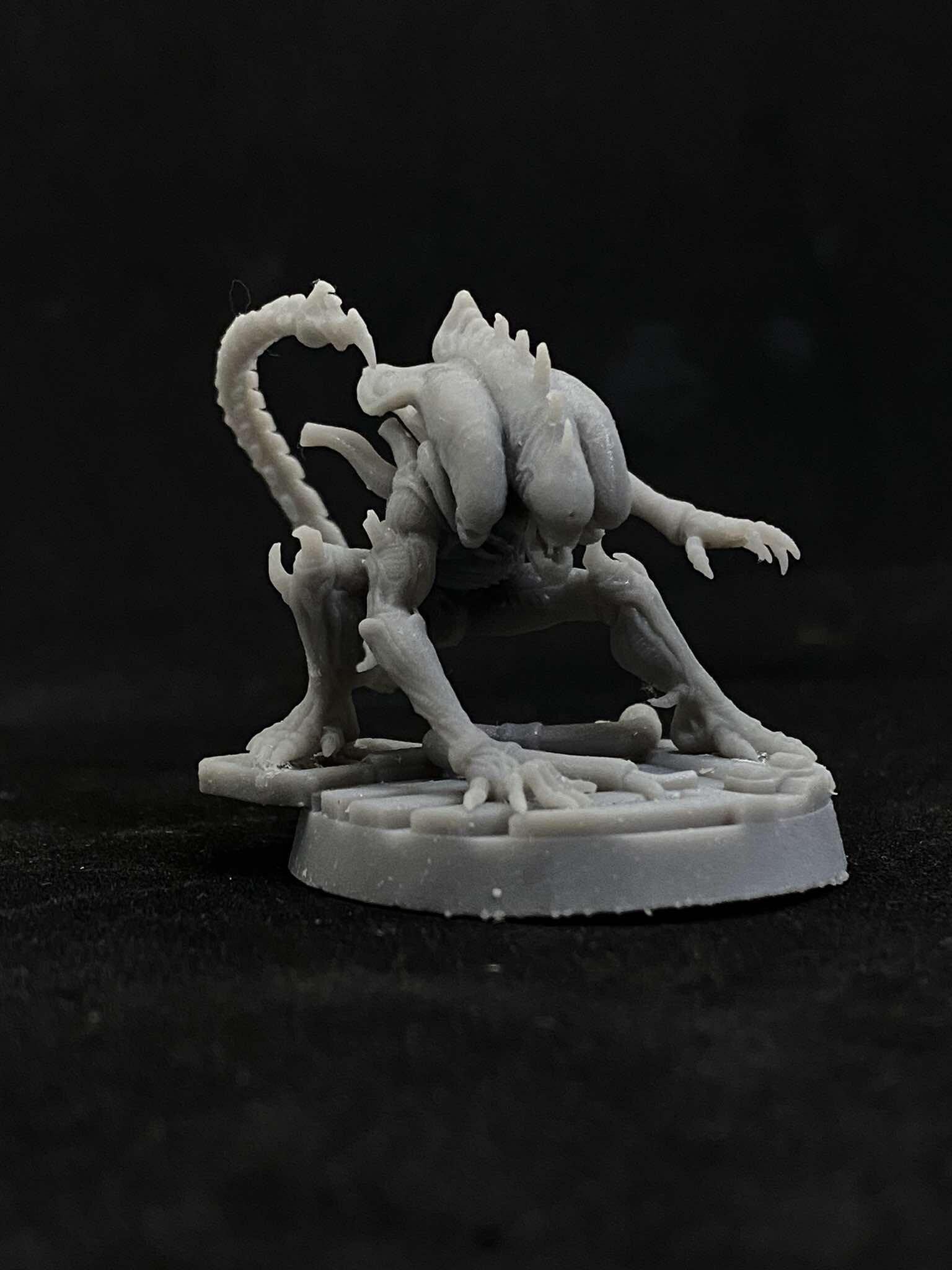 Aliens Vs Humans - That Thing - Xeno Cerberus, Papsikels, 32mm Mini