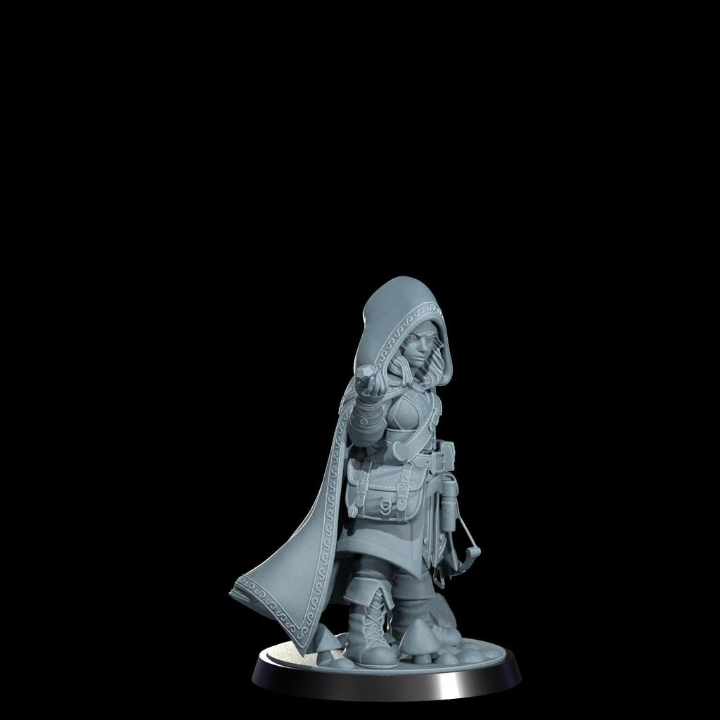 Ryn the Ghostwalker: Halfling Rogue Miniature - Cosmondo RPG Resin Model