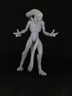 Aliens Vs Humans - Dark Space I Xeno Ultramorph, Papsikels, 32mm Mini