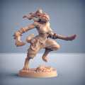 Headhunter F | Rakshakin Headhunter | Fantasy D&D Miniature | Artisan Guild